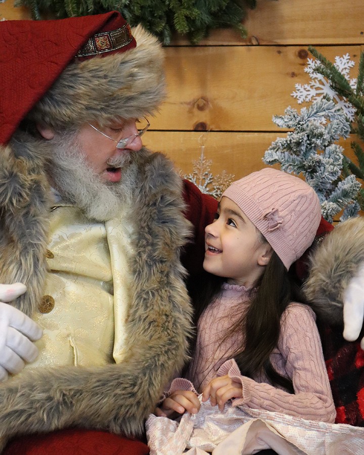 After a little rescheduling, we’ve had some spots open up for Storytime with Santa on Saturday, December 20 and tickets are officially back on sale.
 
If you missed out the first time (or know a little one who would love a visit with Santa), now’s your chance to join us for this cozy holiday tradition.
 
Join us where families can gather for a special event with Santa. Santa, with his jolly spirit, will read a heartwarming Christmas story. After the story, children can decorate cookies with colourful icing and sprinkles and get a special picture with Santa.

📅 Saturday, December 20
📍 St. Jacobs Market District
*Pre-registration is required.*
 
Comment STORYTIME for tickets
Limited spots available.
