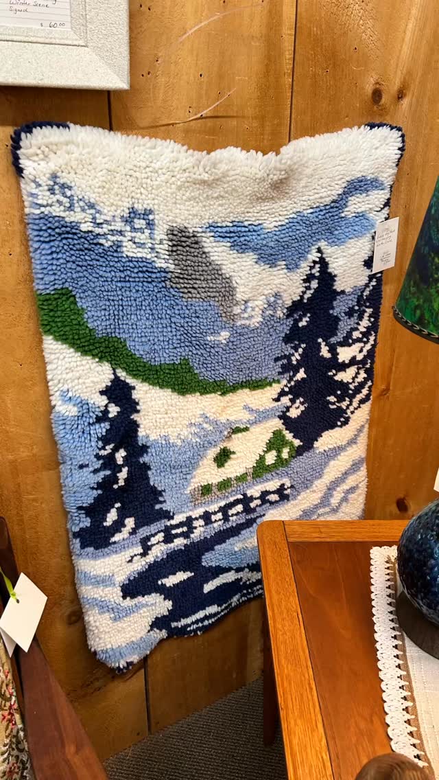 After @stjacobsmarket stop in and spot the blue treasures 🌟 Cool, cheerful, and unexpected pieces to brighten your weekend!

#stjacobsmarket #vintagevibes #retro #antiquemarket #shoplocalontario #nostalgia #blue